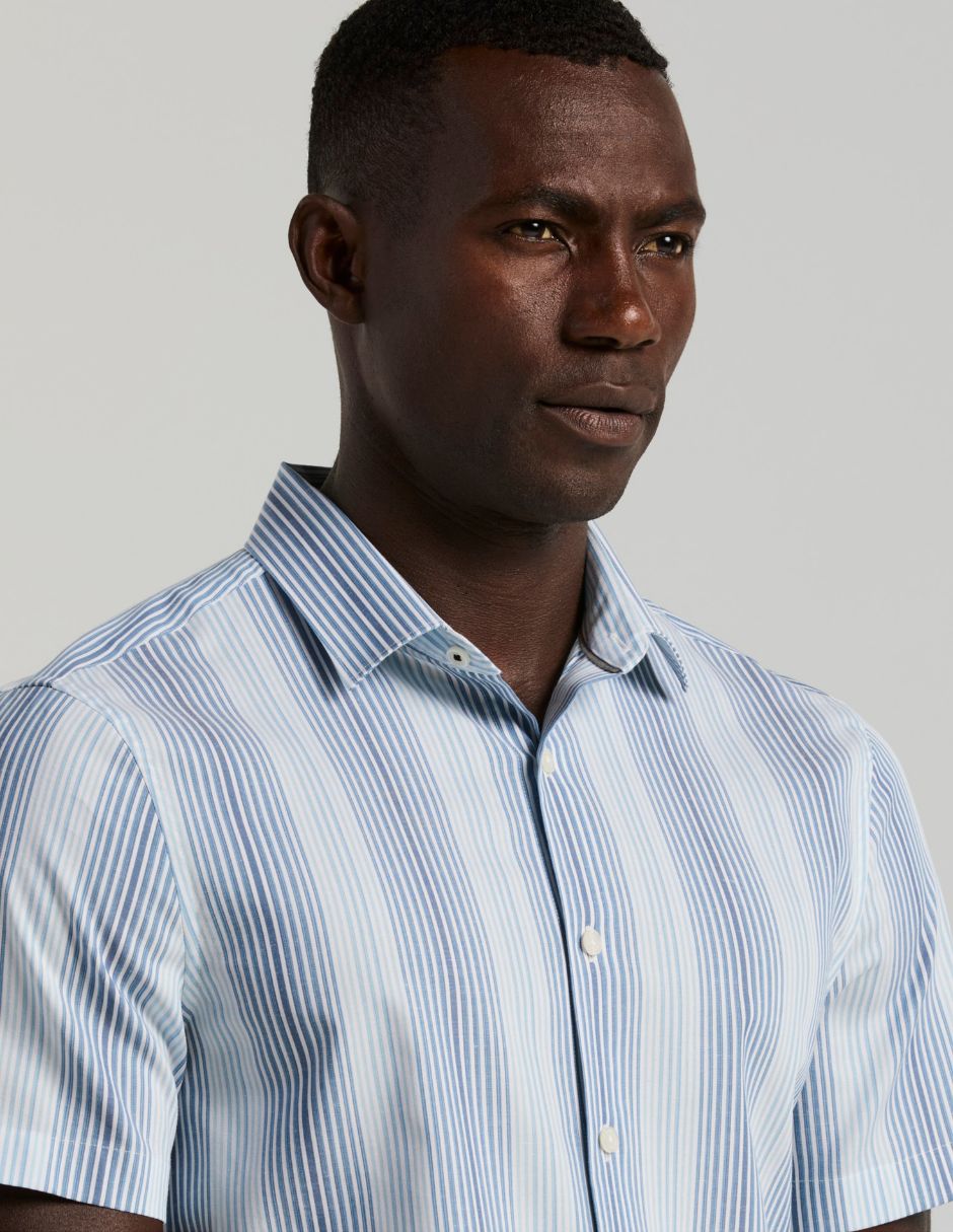 Camisa business casual de algodón y lino manga corta para hombre 4