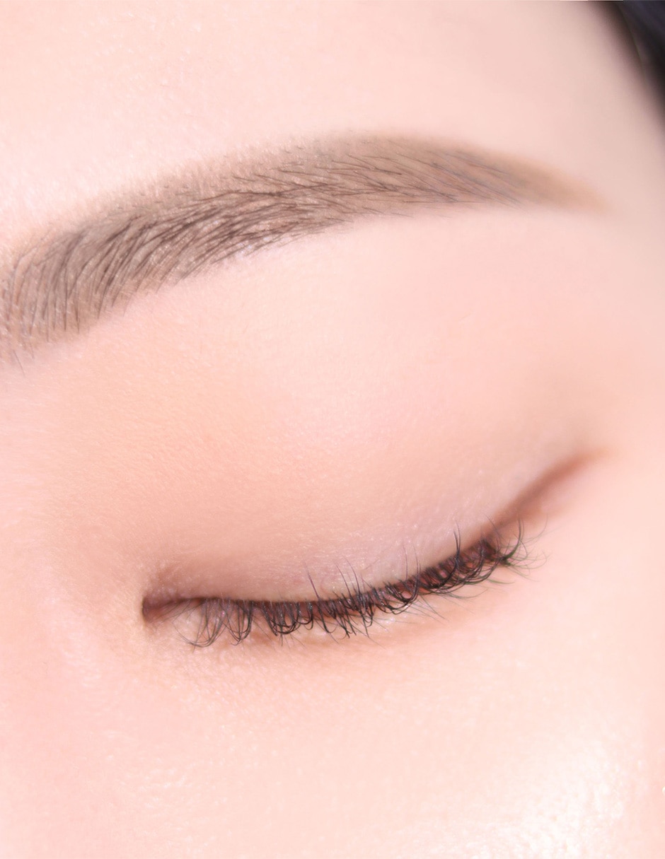 Delineador para cejas mate The Brow Balance 4