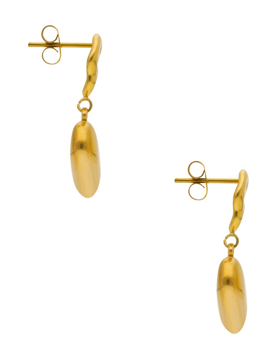 Aretes largos de corazón Nuvi con acabado brillante