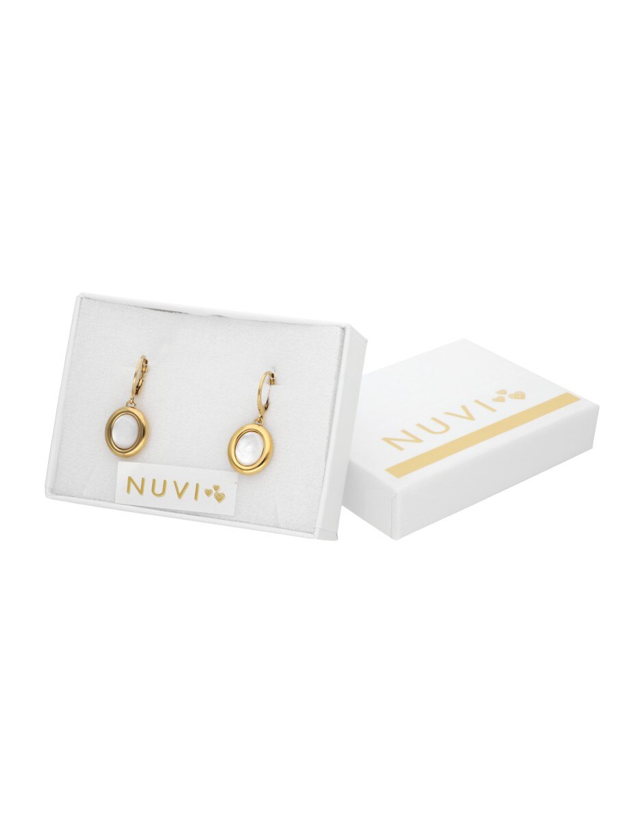 Huggies Nuvi con acabado brillante