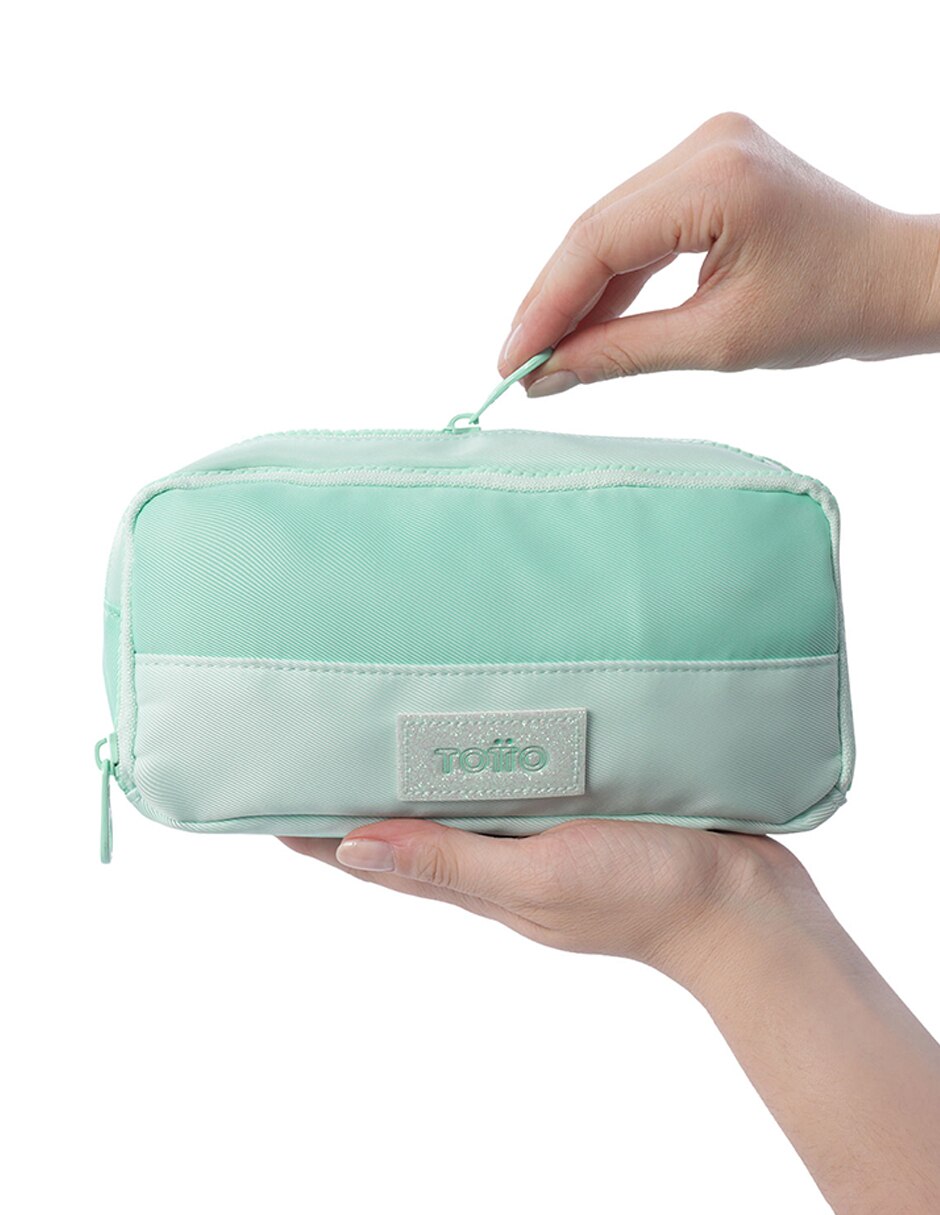 Set mochila escolar Combo Cluw para niña 8