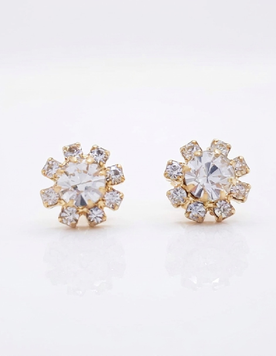Aretes cortos de oro laminado 18 K con acabado brillante zirconia Aretes cortos de oro laminado 18 K con acabado brillante zirconia