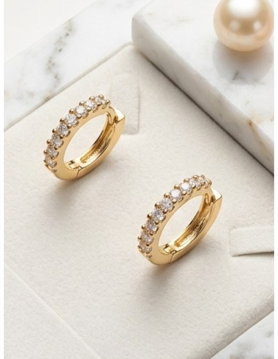 Huggies joyería de oro laminado 14 k con acabado brillante zirconia cúbica 5