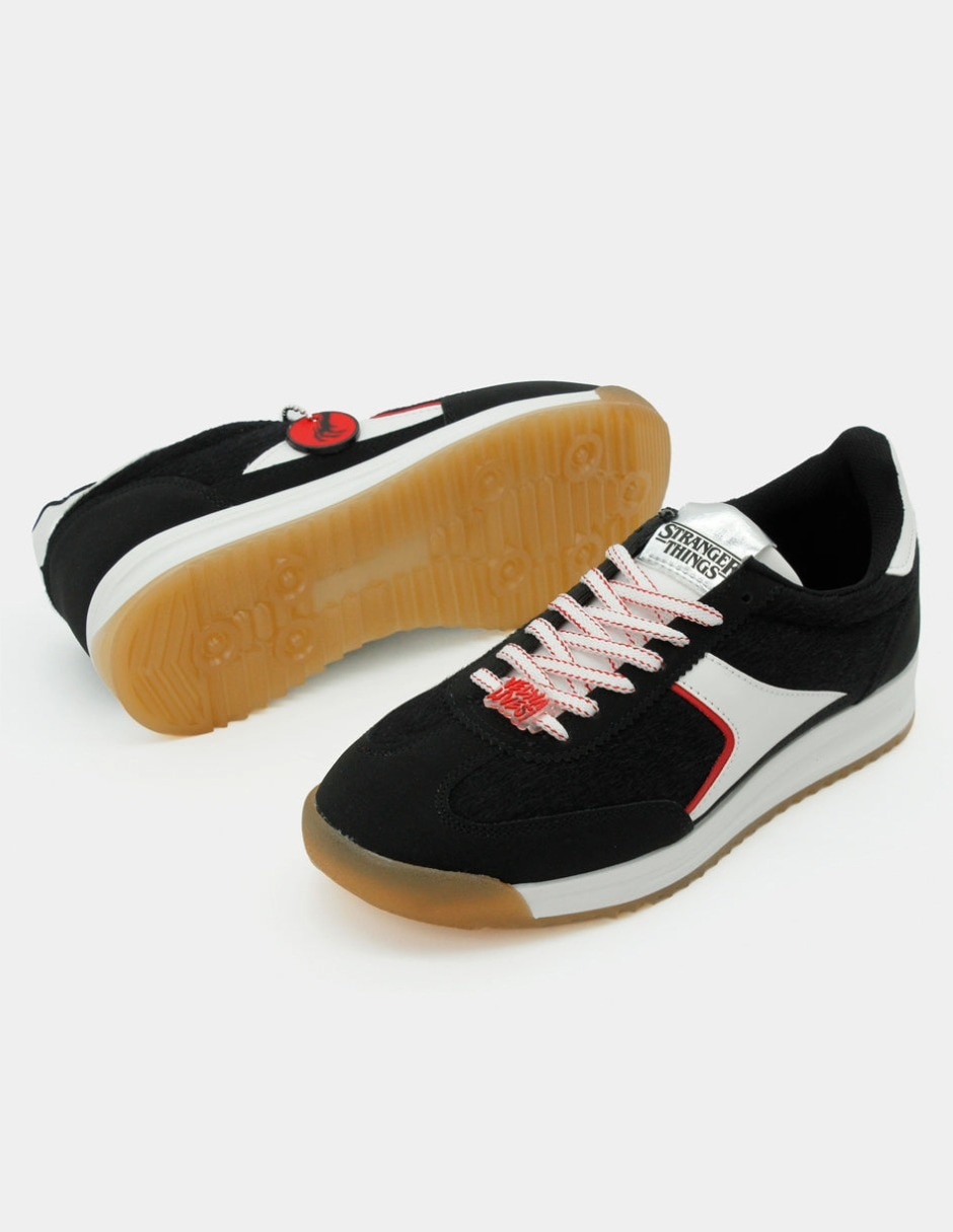Tenis stranger things para mujer 2