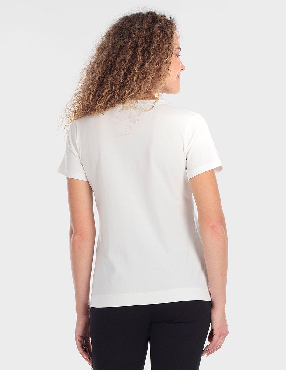 Playera manga corta cuello redondo para mujer 3