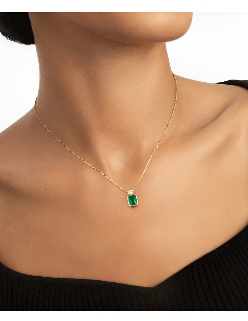 Collar con dije de rectangular de oro 14 k 2