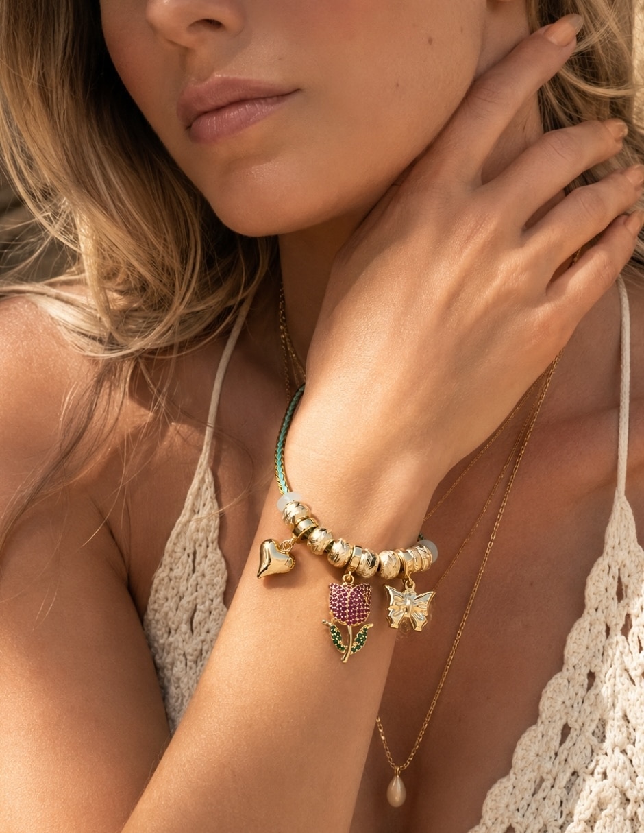 Pulsera yoiko con zirconia floré acabado