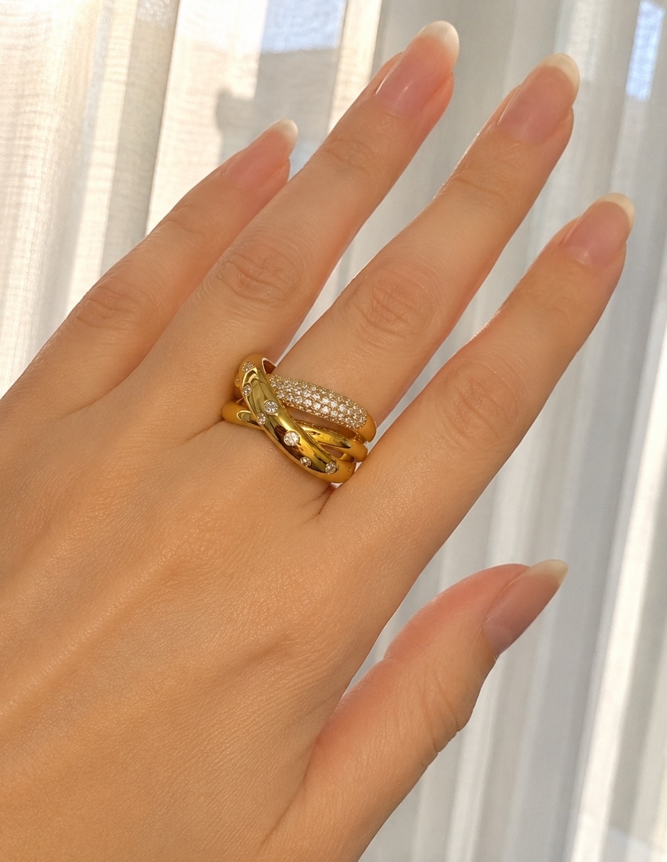Anillo nebula de aleación de metal zirconia baño de oro 8