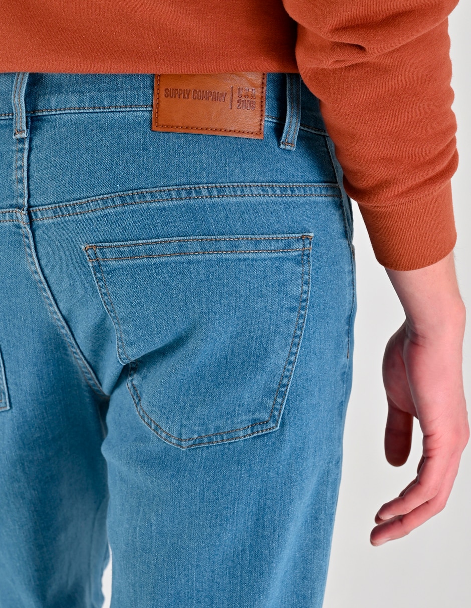 Jeans regular regular básico para hombre 4