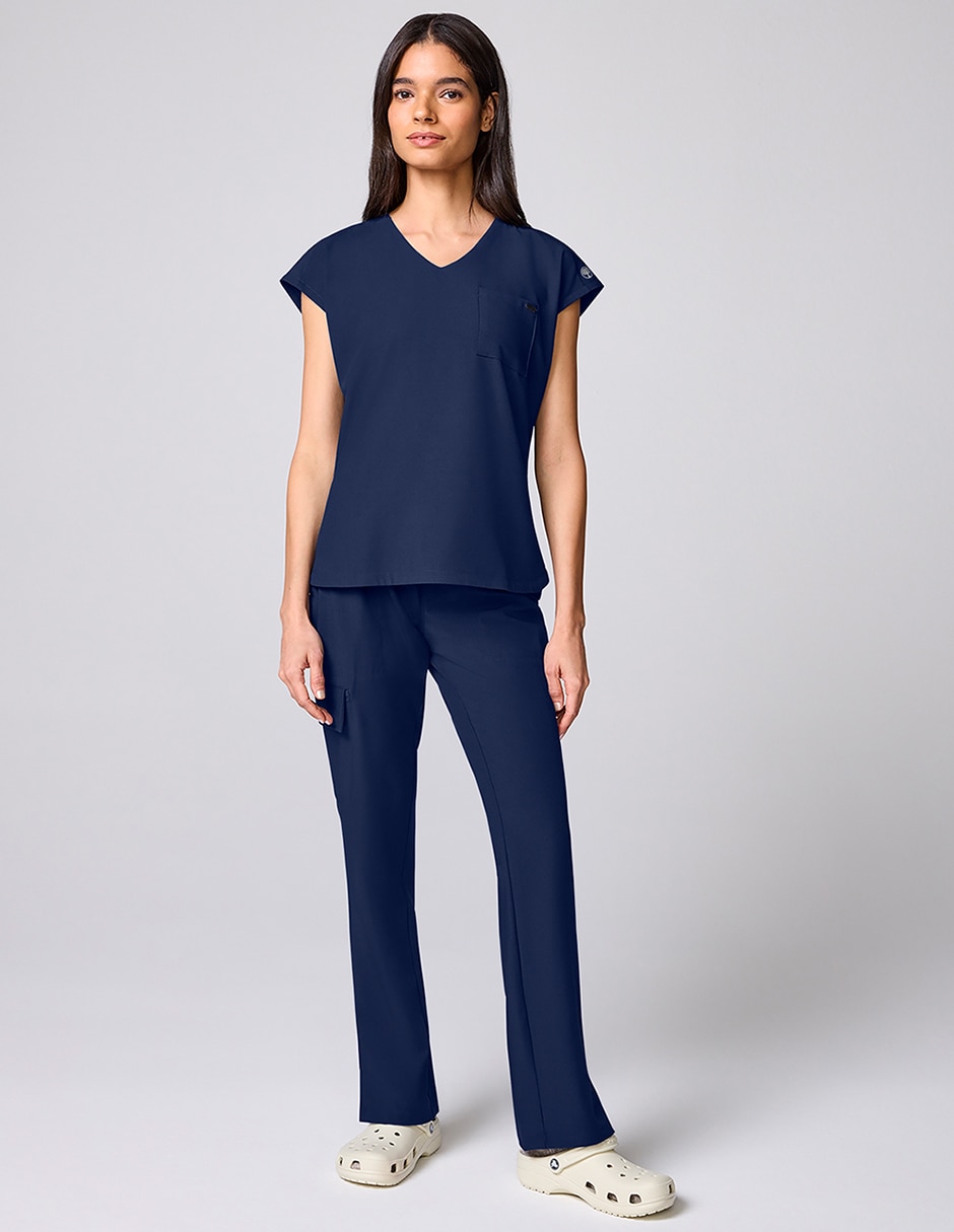 Pijama quirúrgica estilo regular para mujer Pijama quirúrgica estilo regular para mujer
