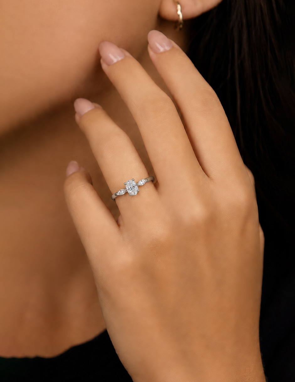 Anillo de compromiso de oro 18 k 5
