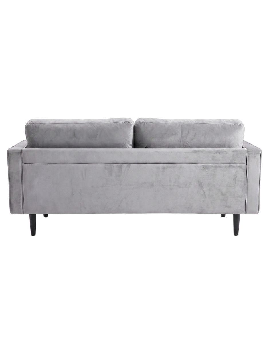 Love seat 5