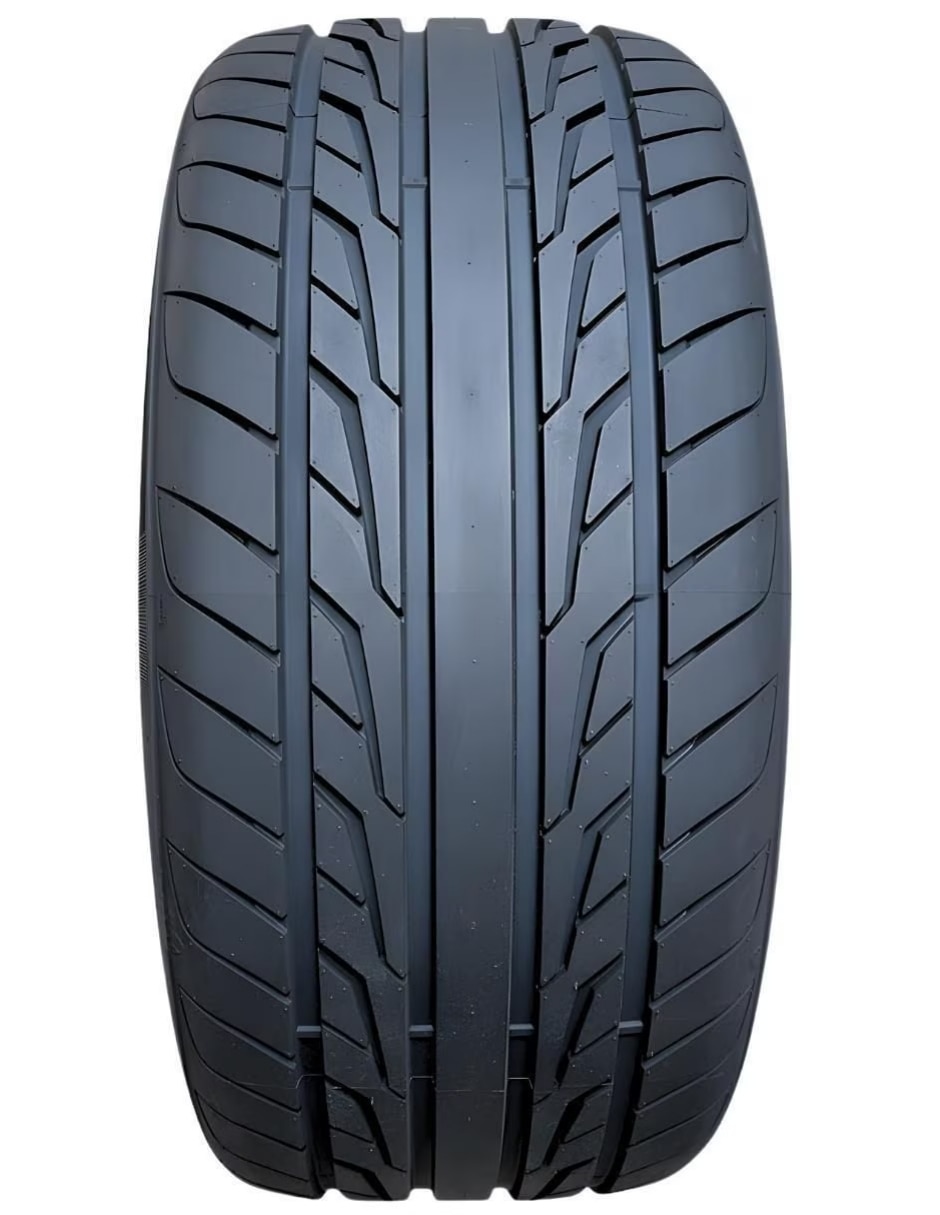 Llanta para auto 255 / 50 R20 2