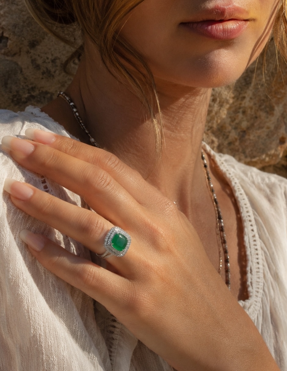 Anillo cuadrado yoiko esmeria zirconia