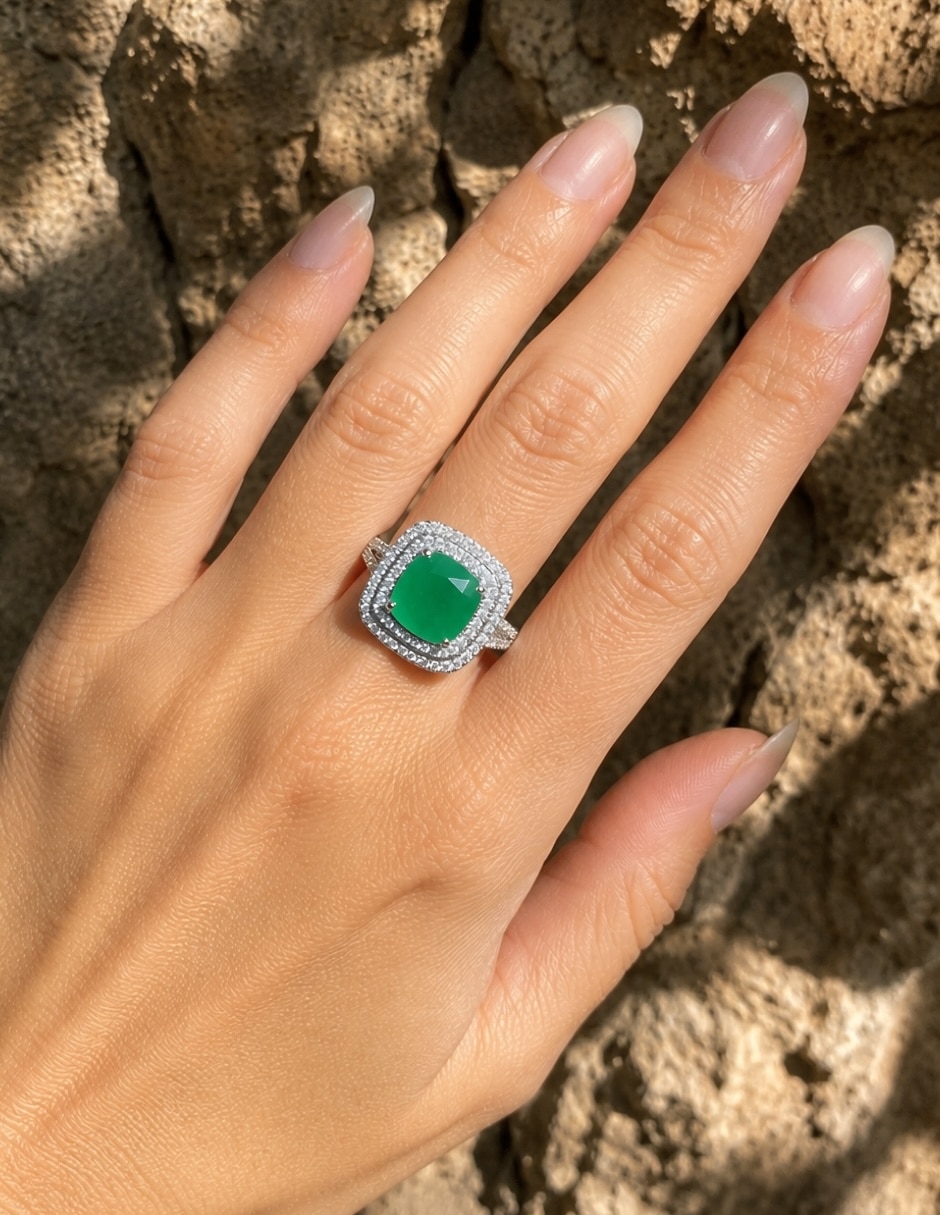 Anillo cuadrado yoiko esmeria zirconia