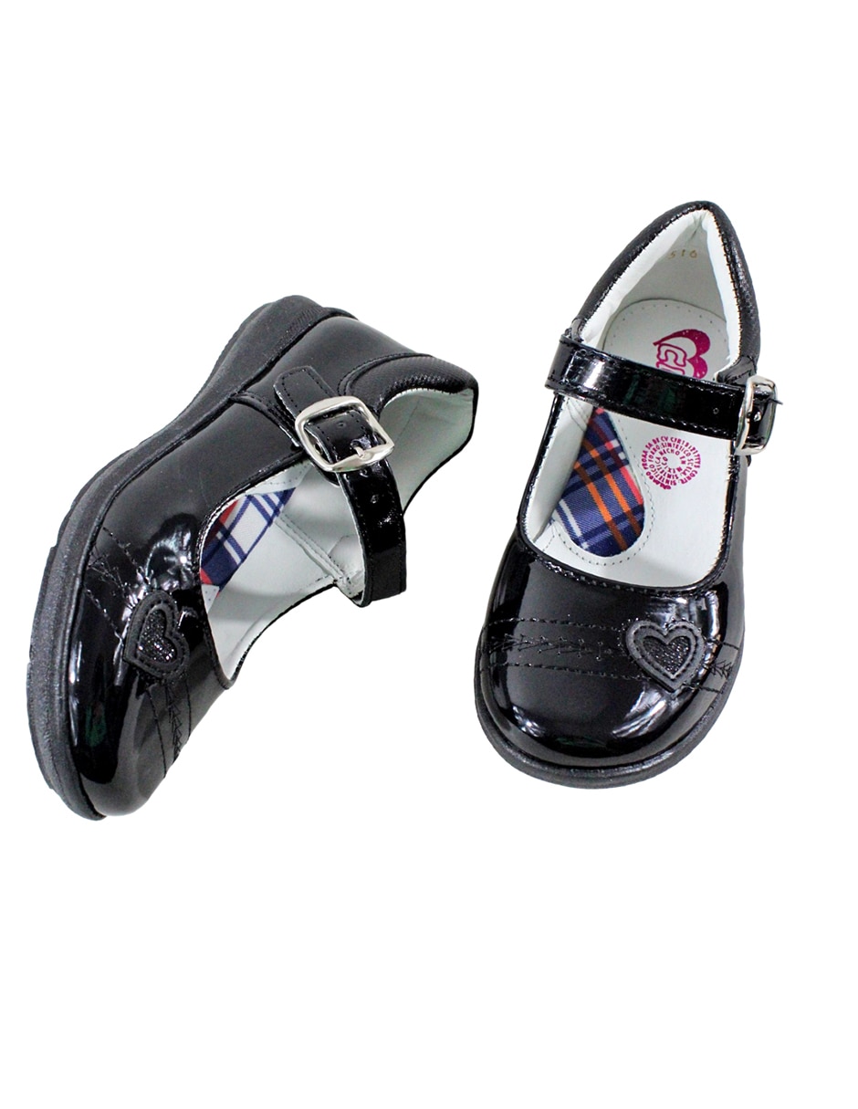 Zapato escolar para niña 11