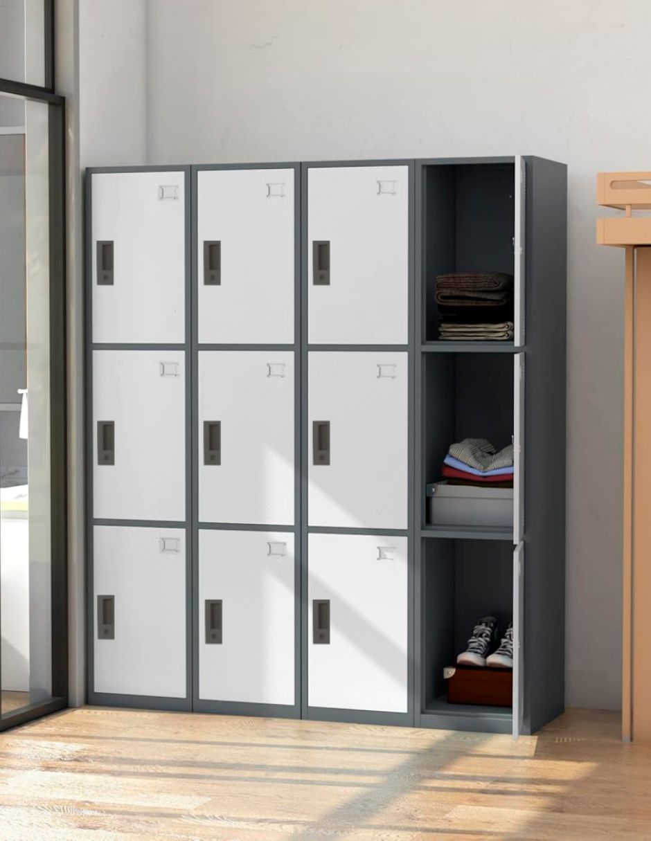 Locker 3