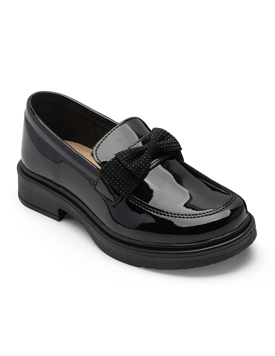 Zapato de charol para niña 2