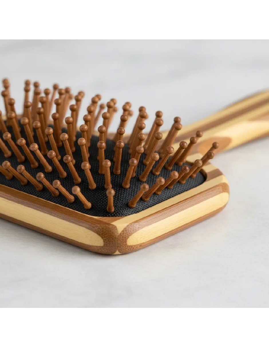 Cepillo para cabello de bambú 4
