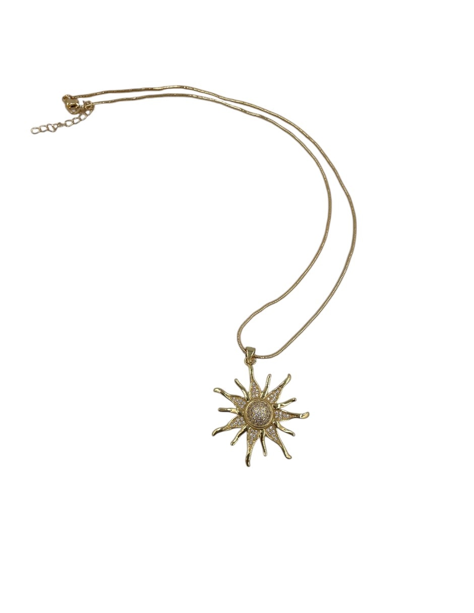 Collar con dije de sol arette