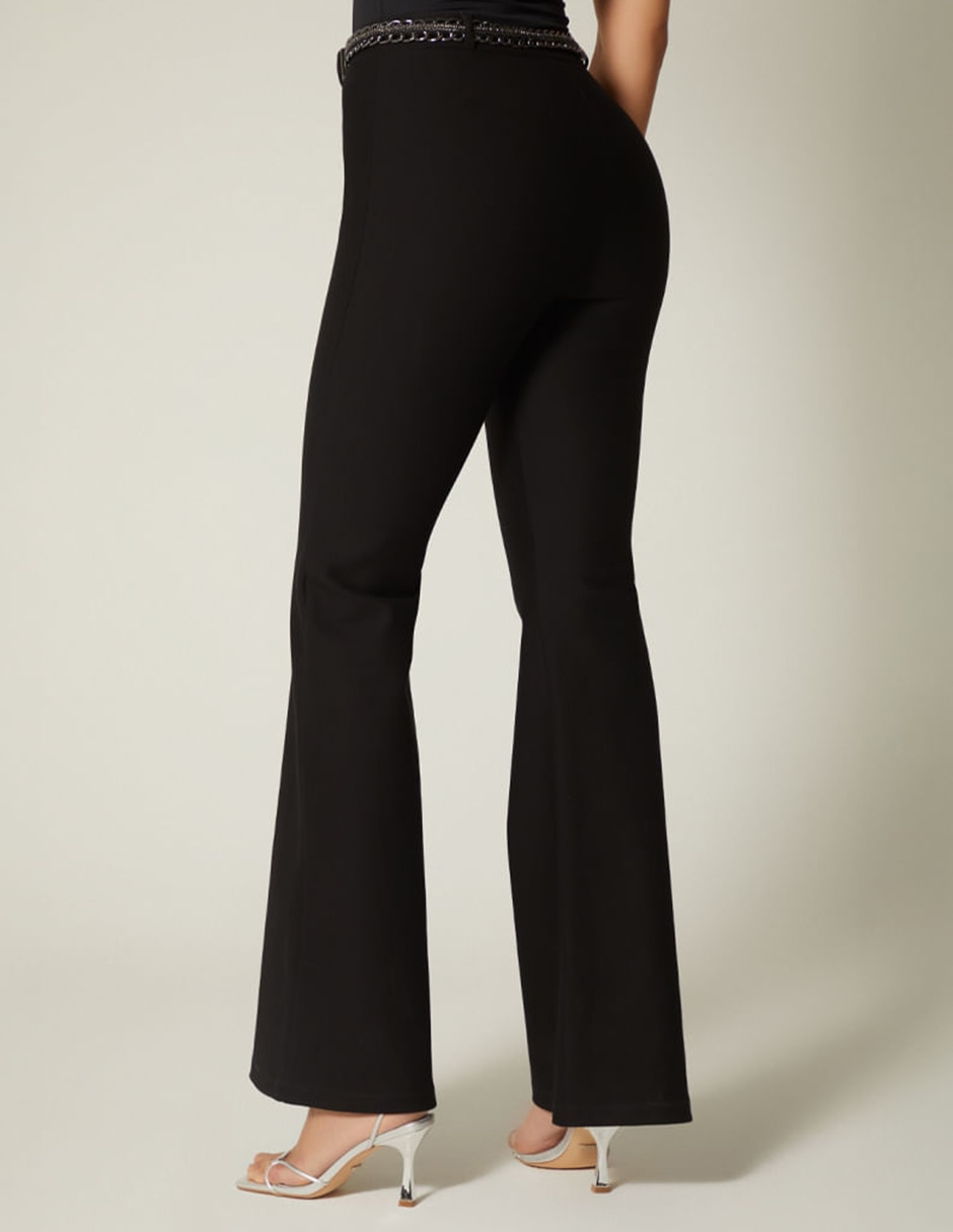 Pantalón relaxed acampanado para mujer 3