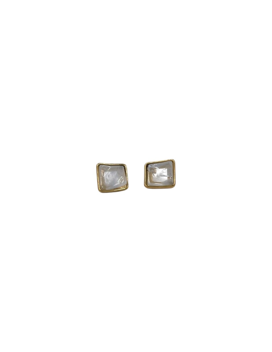 Aretes cortos con acabado esmaltado 3