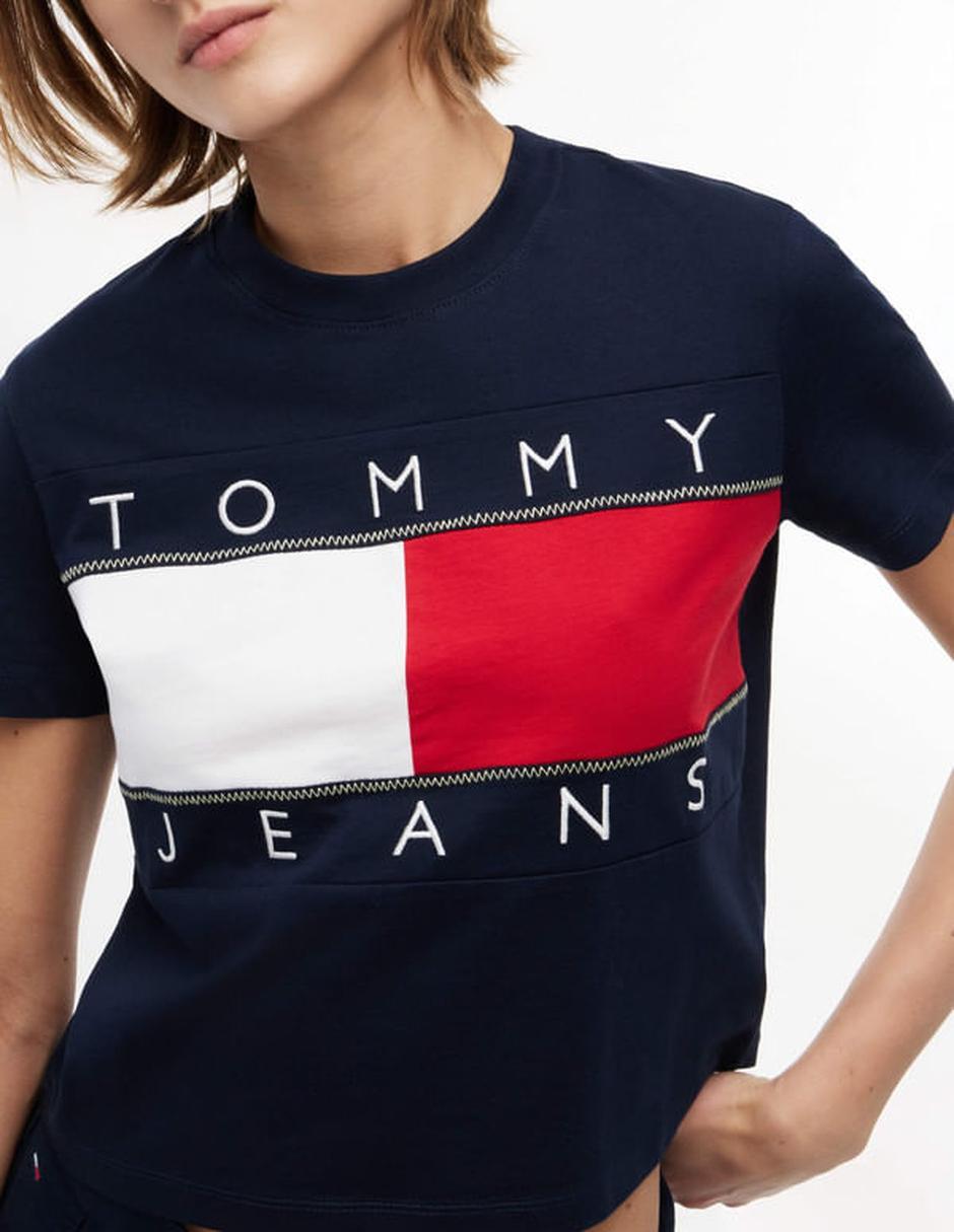 Playera manga corta tommy jeans cuello redondo para mujer