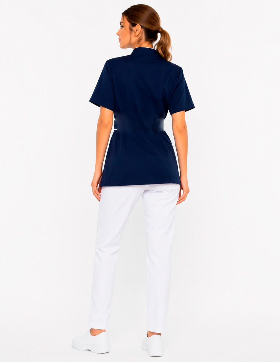 Pijama quirúrgica estilo relajado para mujer 4