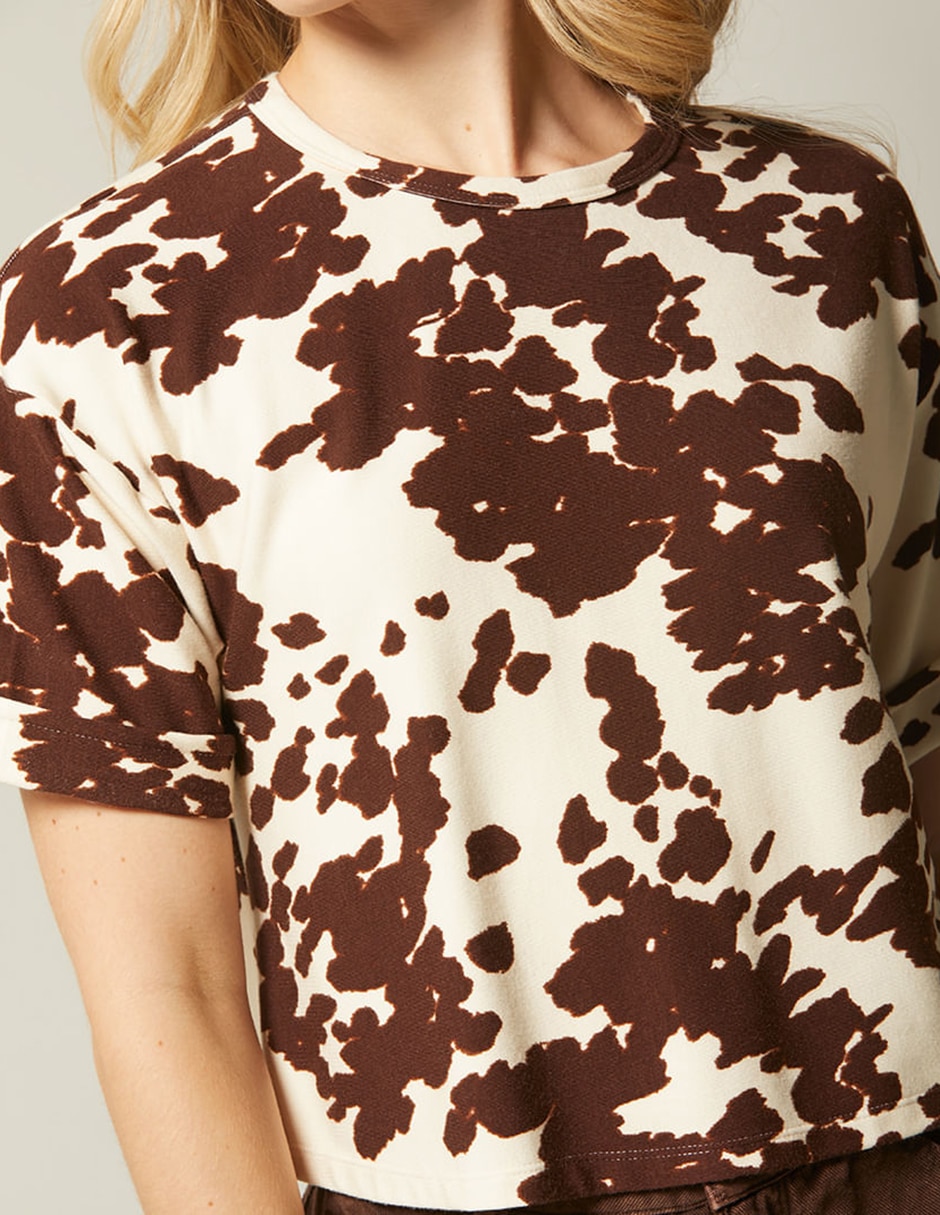 Playera manga corta urban cow cuello redondo para mujer 6
