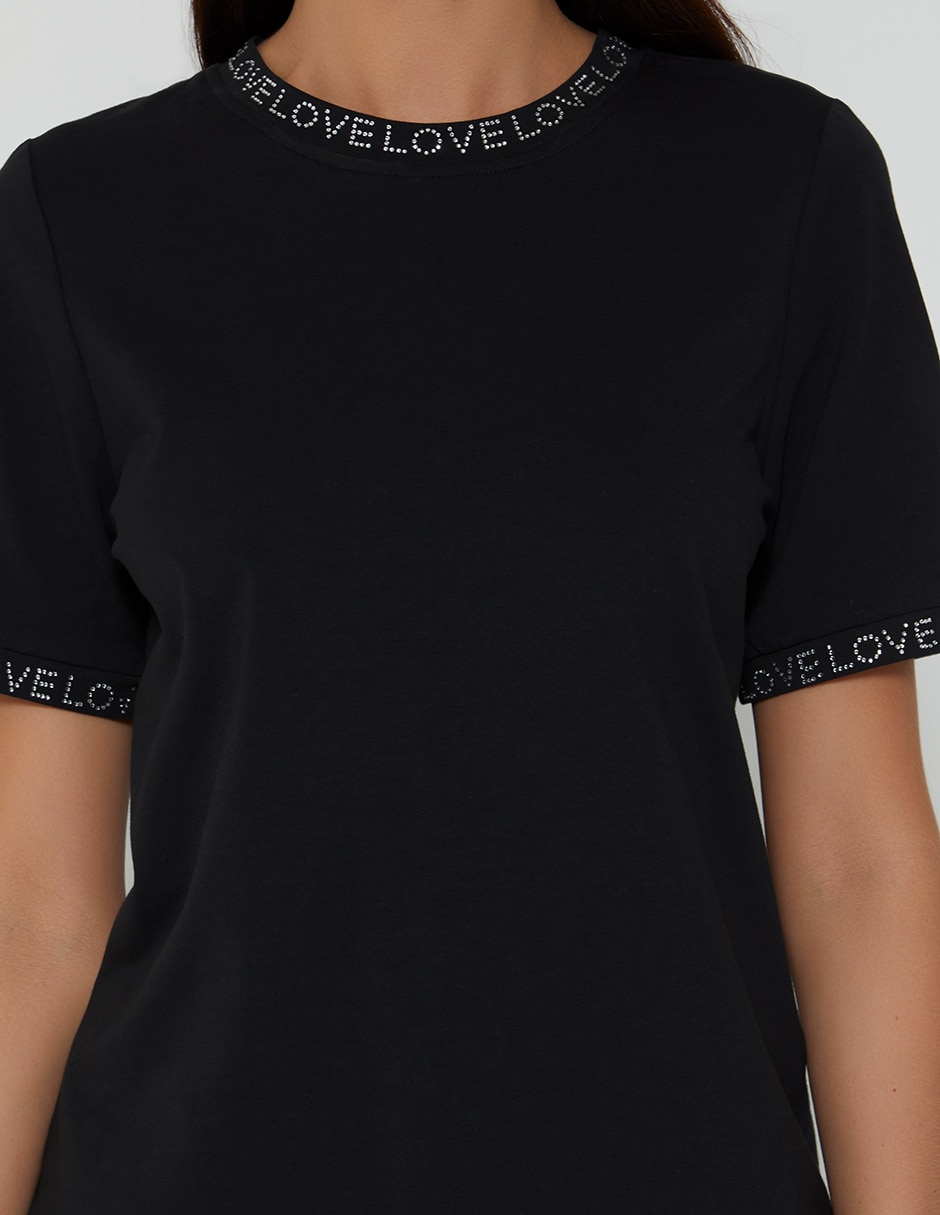 Playera manga corta love cuello redondo para mujer 4