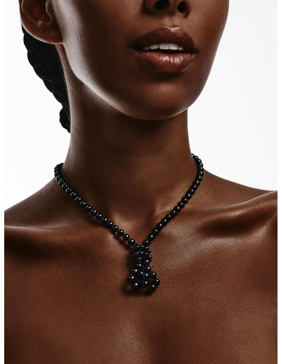 Collar de nudo bracli