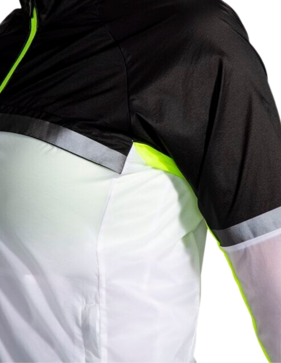 Chamarra para entrenamiento brooks de mujer 4