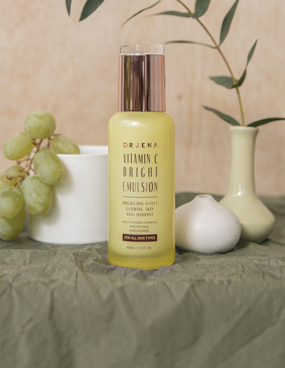 Emulsión facial Vitamin C Bright Emulsion 100ml – Emulsión Facial Iluminadora con Niacinamida Vitamina C ORJENA Citamin C 2
