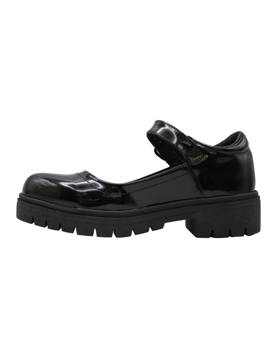 Zapato de piel para niña