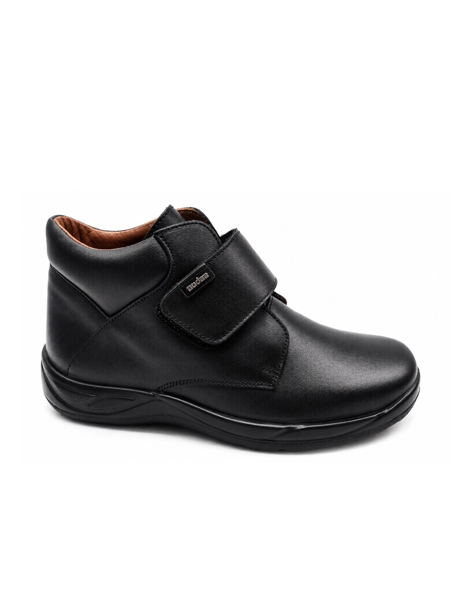 Zapato de piel para niño