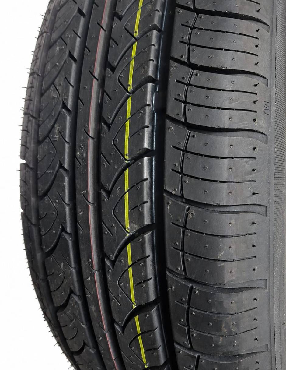 Set de llantas para auto f1000 205 / 55 r16