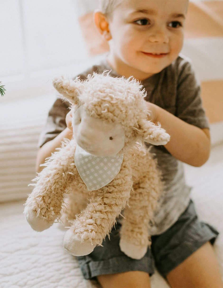 Peluche de borrego hecho a mano de 16 cm 4
