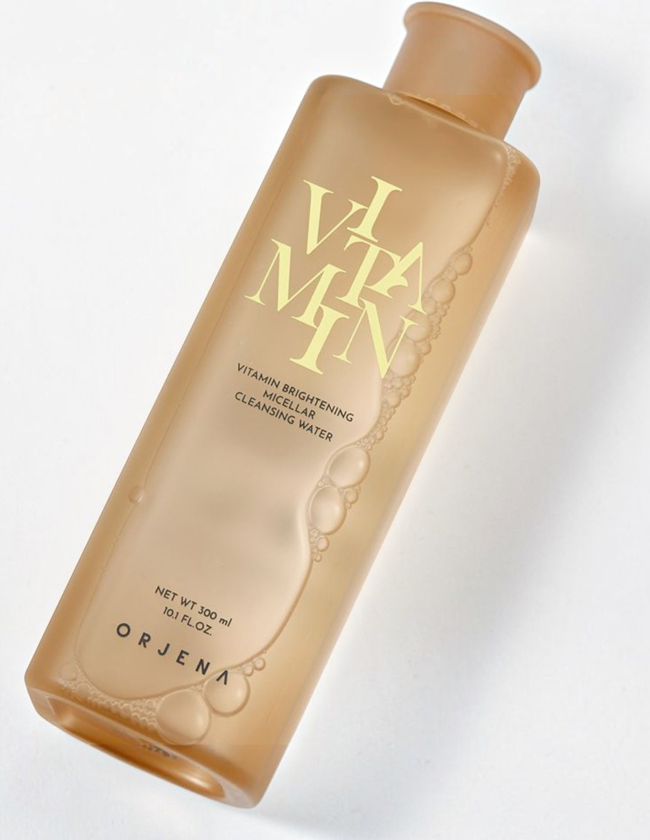 Facial Vitamin Brightening Micellar Cleansing Water 300 ml 2