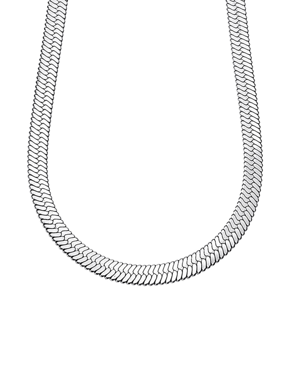 Collar lotus style urban woman