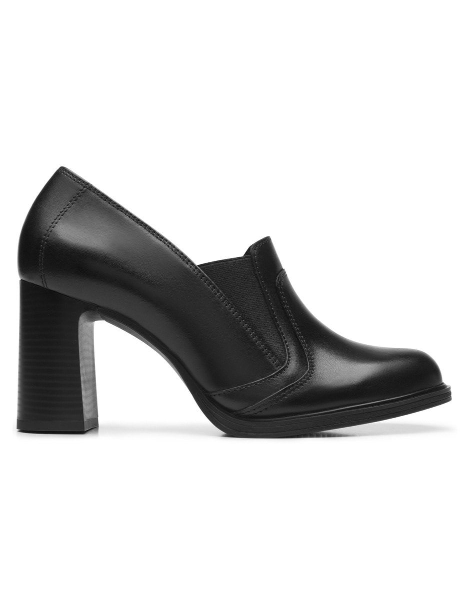 Zapatilla de piel 1