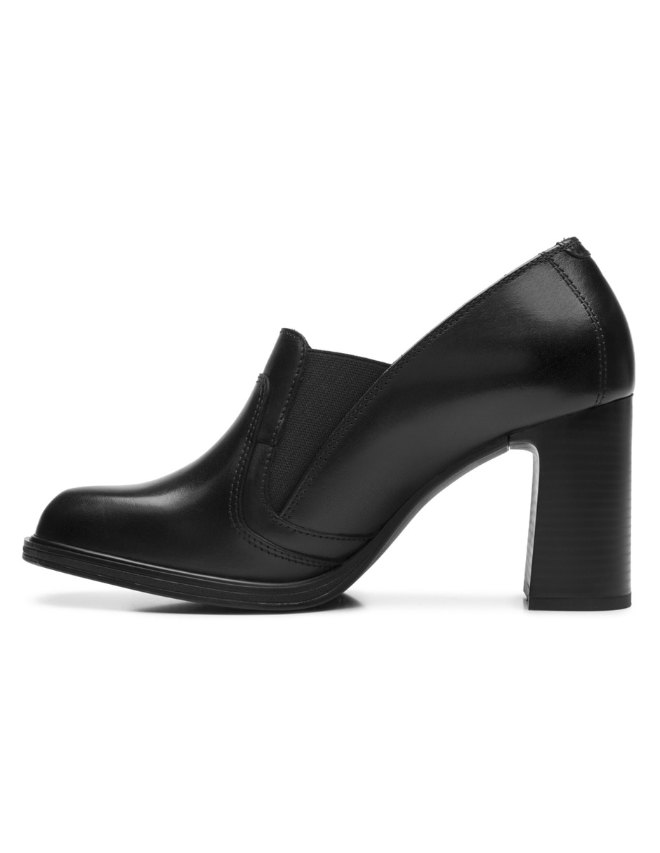 Zapatilla de piel 3
