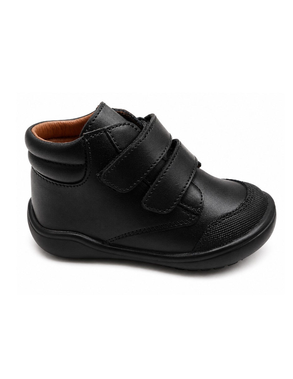 Zapato de piel para niño