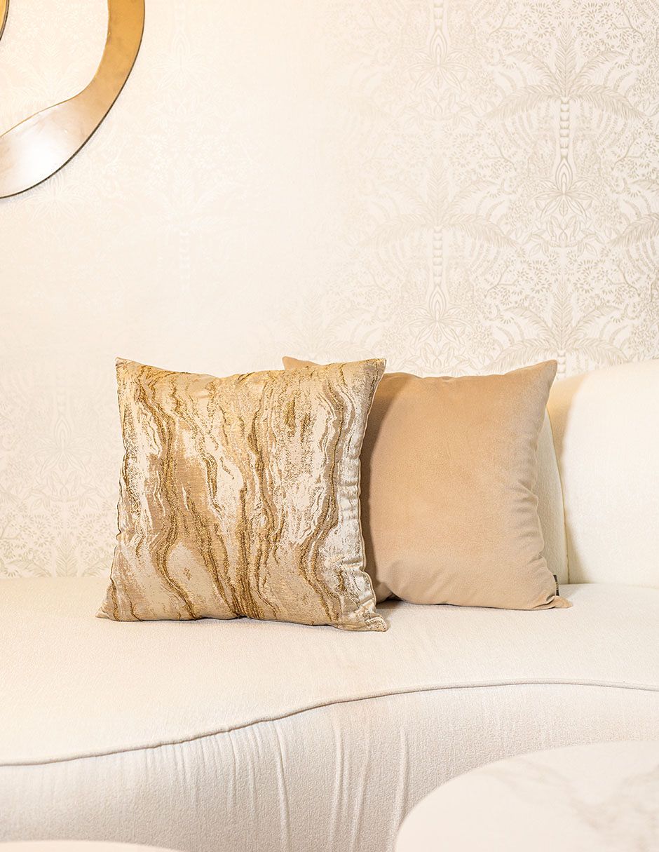 Cojín decorativo kravet 2