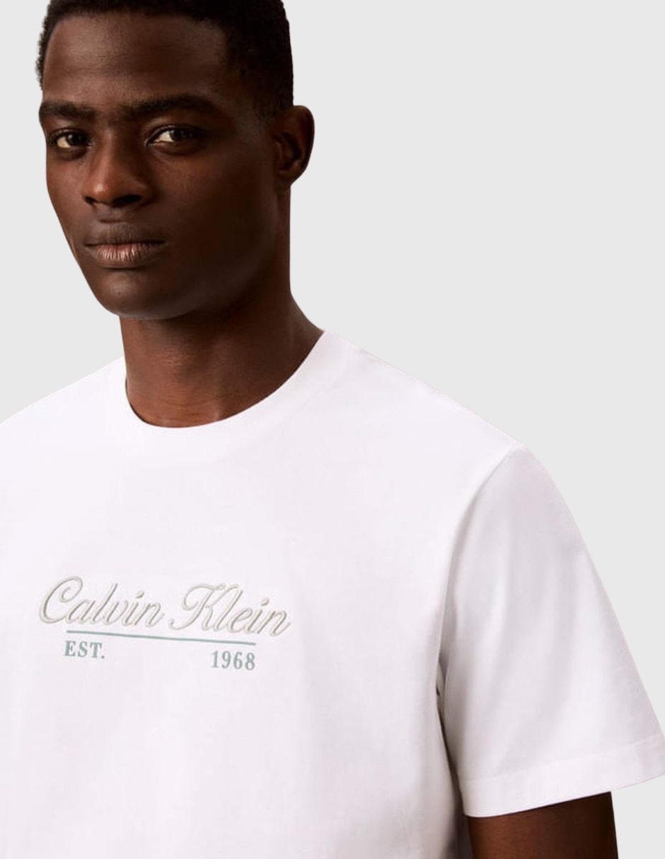 Playera cuello redondo para hombre 6