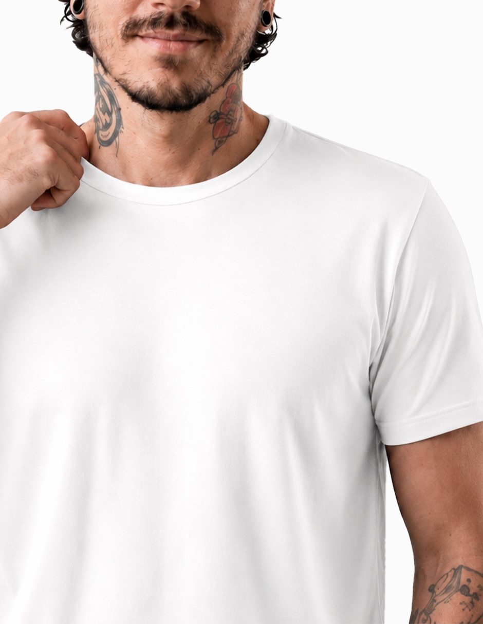 Set playera cuello redondo para hombre 6