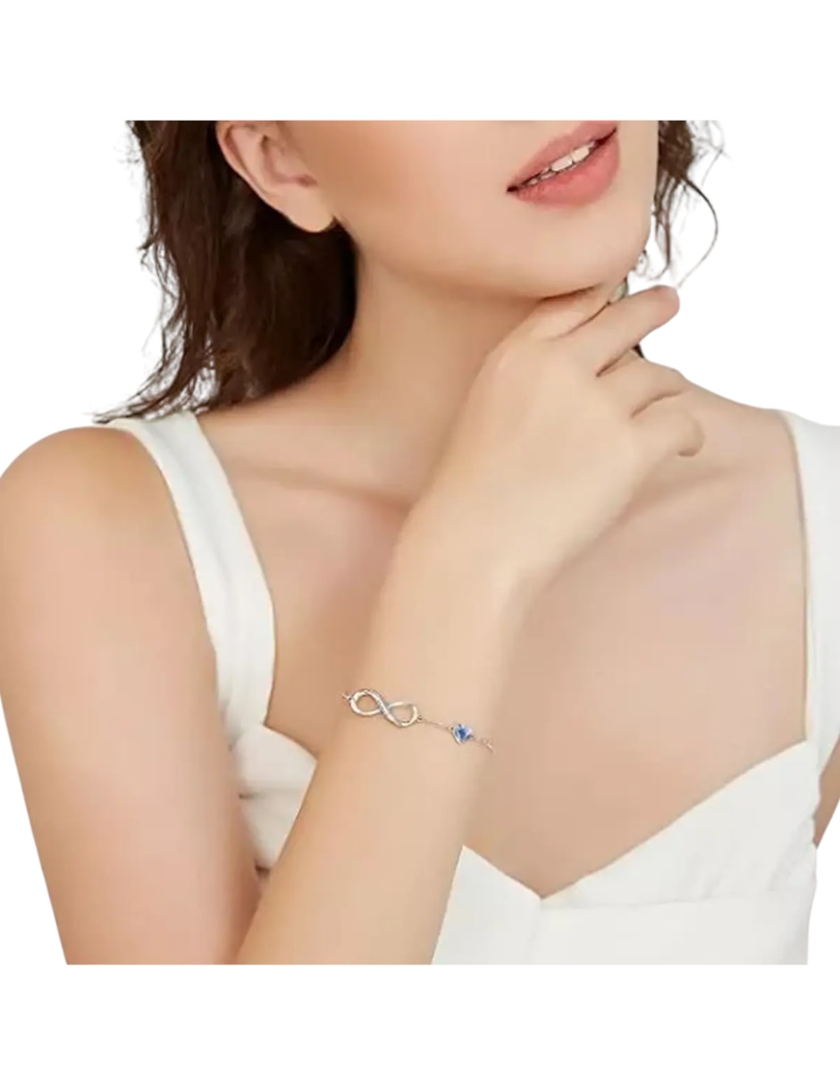 Pulsera de plata con acabado