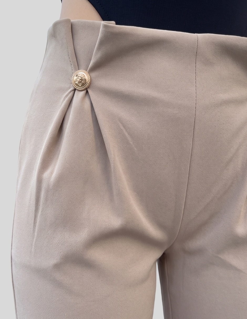 Pantalón recto para mujer 8