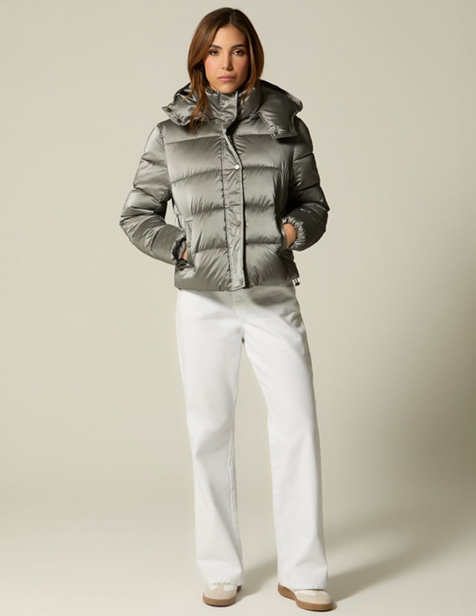 Chamarra capitonada impermeable para mujer 4