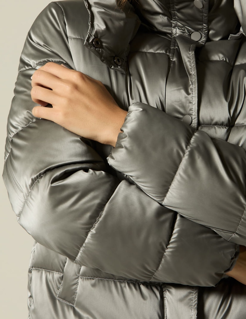 Chamarra capitonada impermeable para mujer 6