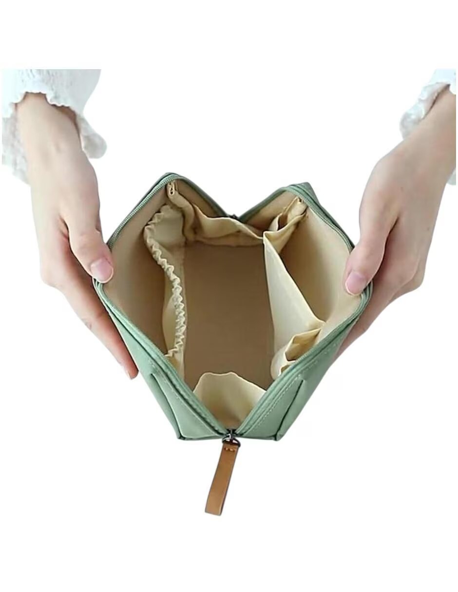 Cosmetiquera impermeable 3